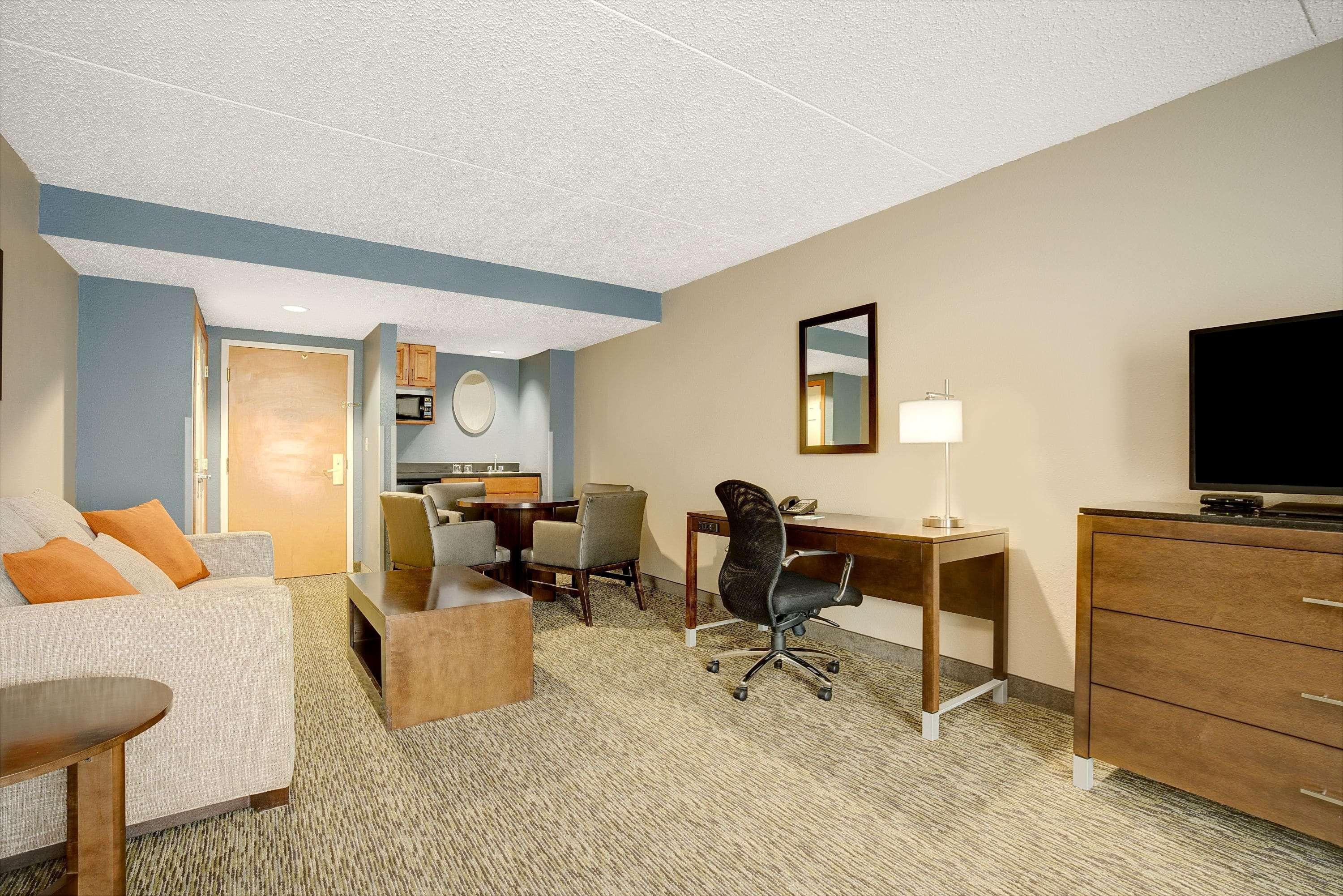 Hotel Wingate By Wyndham Fargo Extérieur photo