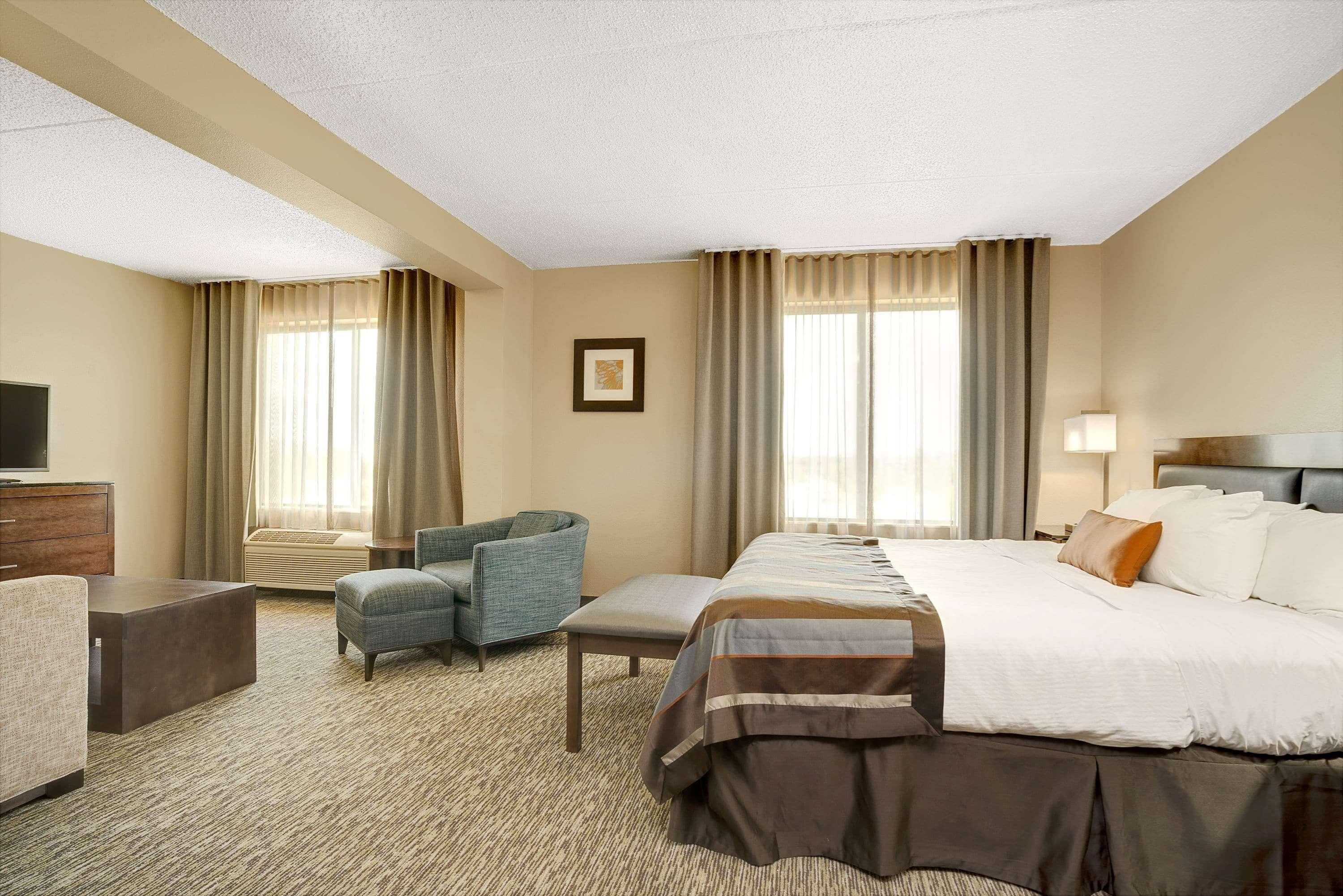 Hotel Wingate By Wyndham Fargo Extérieur photo